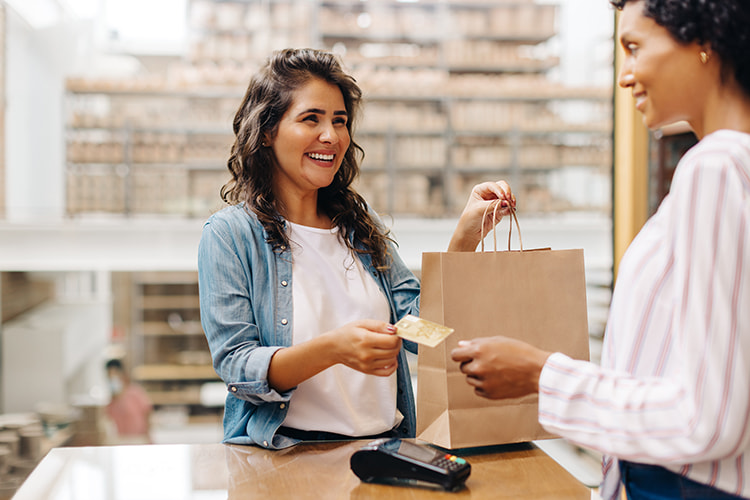The Pros and Cons of Retail Credit